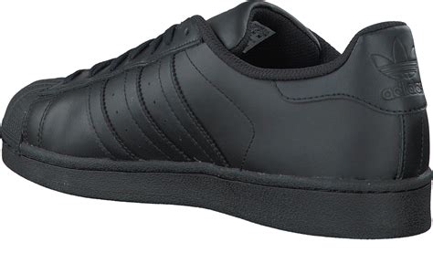 adidas schoenen superstar heren zwart rood|adidas superstar dames sneakers.